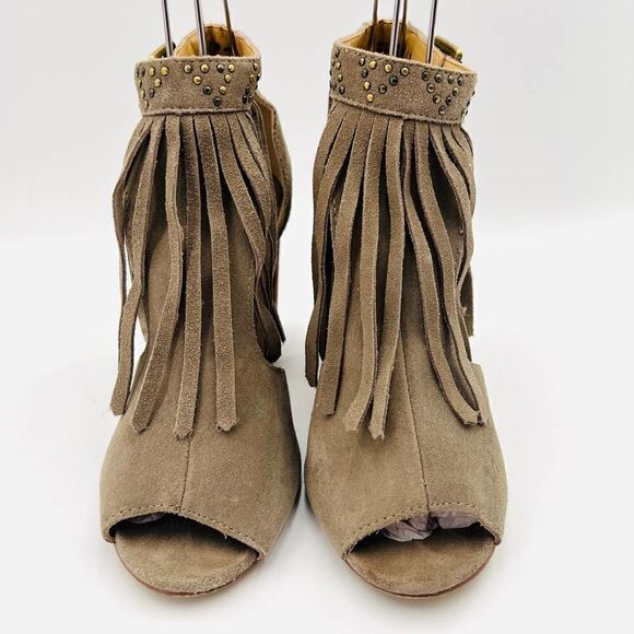 Chinese Laundry Women's Studded Fringe Suede Booties in Taupe Shoes Size 8.5 - Picture 2 of 8